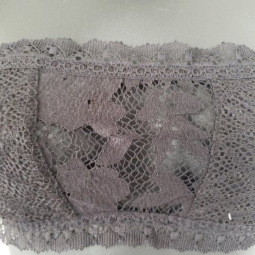 LAST CHANCE!  Victoria's Secret Bralette Bandeau Black Small New - Picture 3 of 7